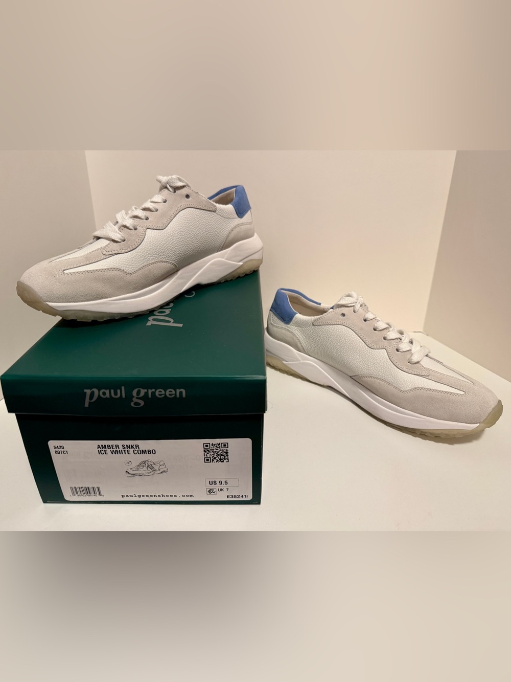 Paul Green Amber Sneaker, Ice White, 9.5 US, Excellent